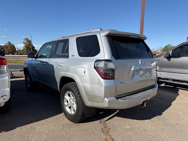 Toyota 4Runner photo 5