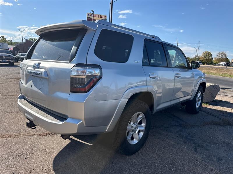 Toyota 4Runner photo 7