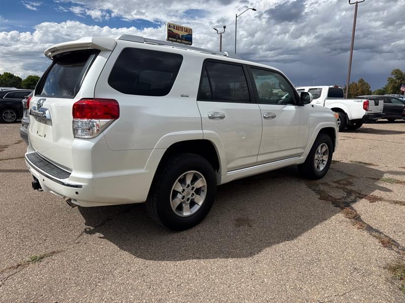 Toyota 4Runner photo 8