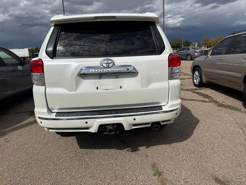 Toyota 4Runner photo 9