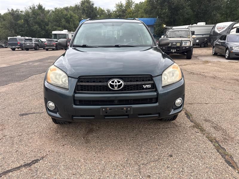Toyota RAV4 photo 6
