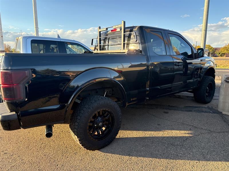 Ford F-150 photo 4