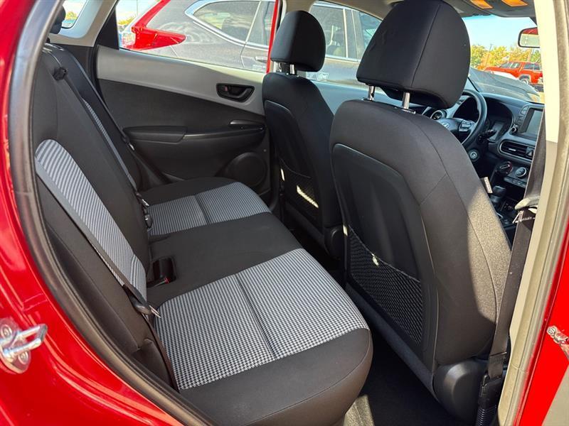 Hyundai Kona photo 11