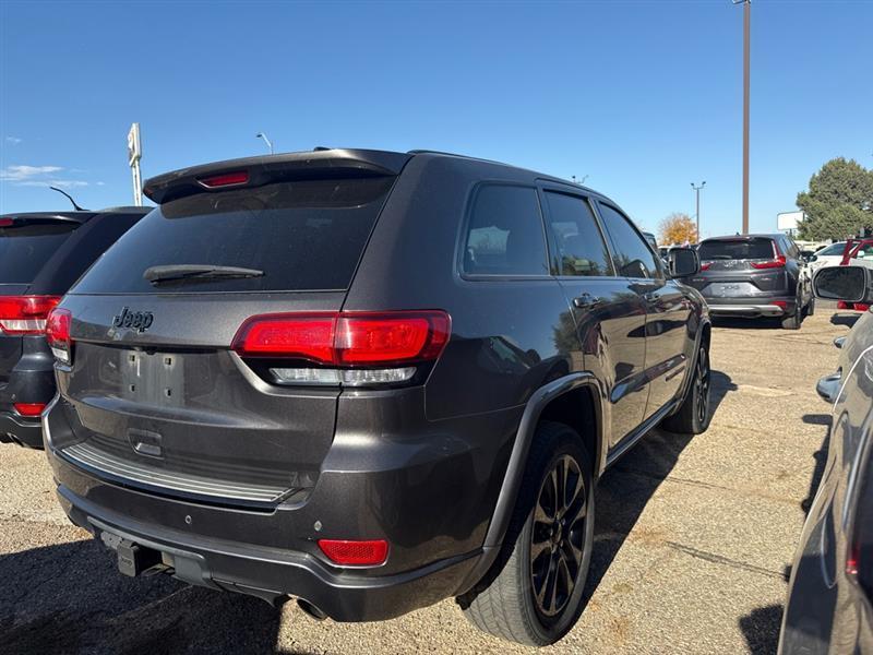 Jeep Grand Cherokee photo 5
