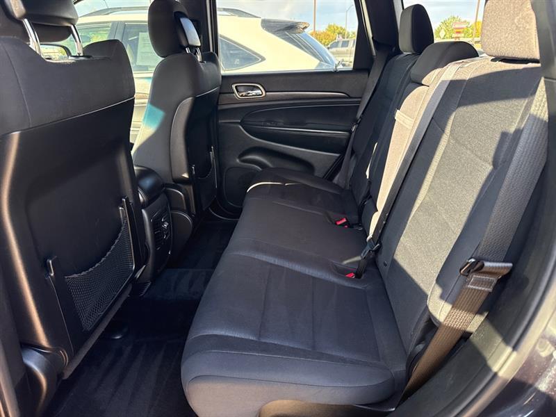 Jeep Grand Cherokee photo 10