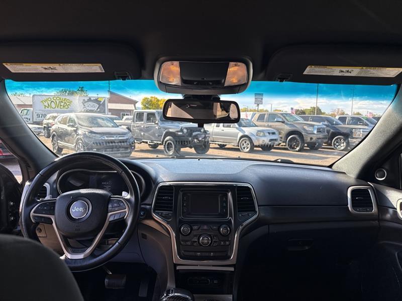 Jeep Grand Cherokee photo 12