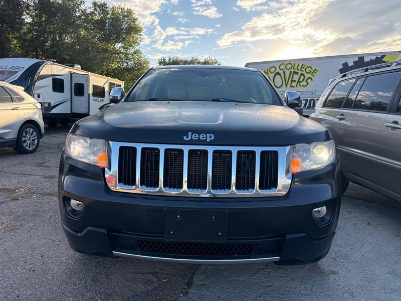 Jeep Grand Cherokee photo 2