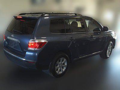 Toyota Highlander Base 4WD 2013