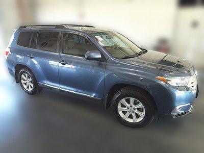Toyota Highlander Base 4WD 2013