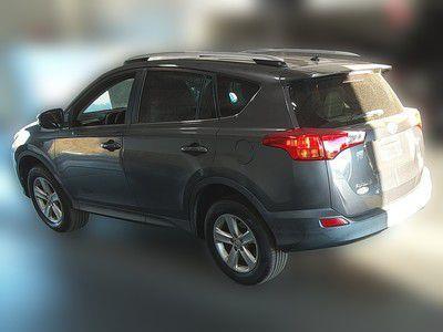 Toyota RAV4 XLE FWD 2013