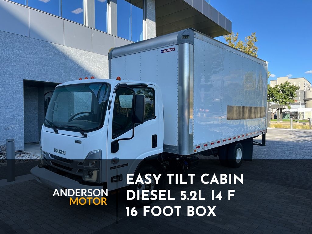 2022 Isuzu NPR Box Truck