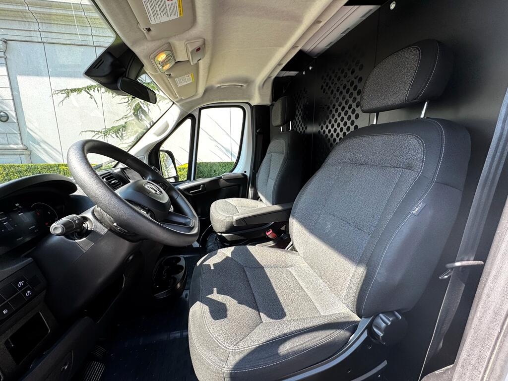 RAM Promaster 2500 Low Roof 2023