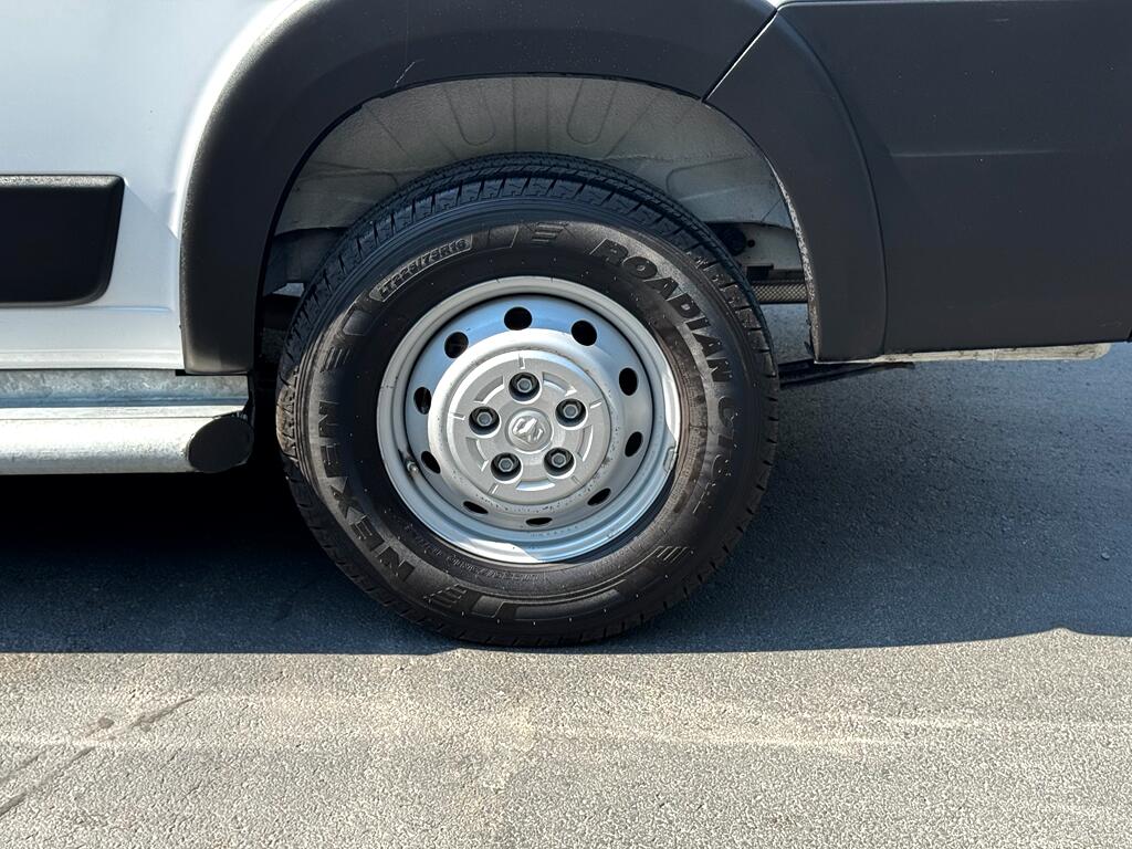RAM Promaster 2500 Low Roof 2023