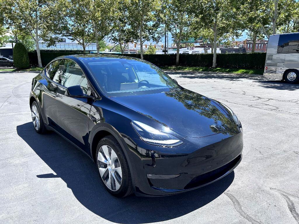 Tesla Model Y Long Range 2023