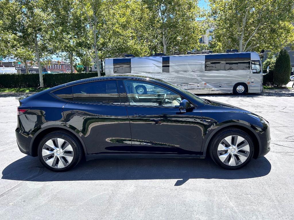 Tesla Model Y Long Range 2023