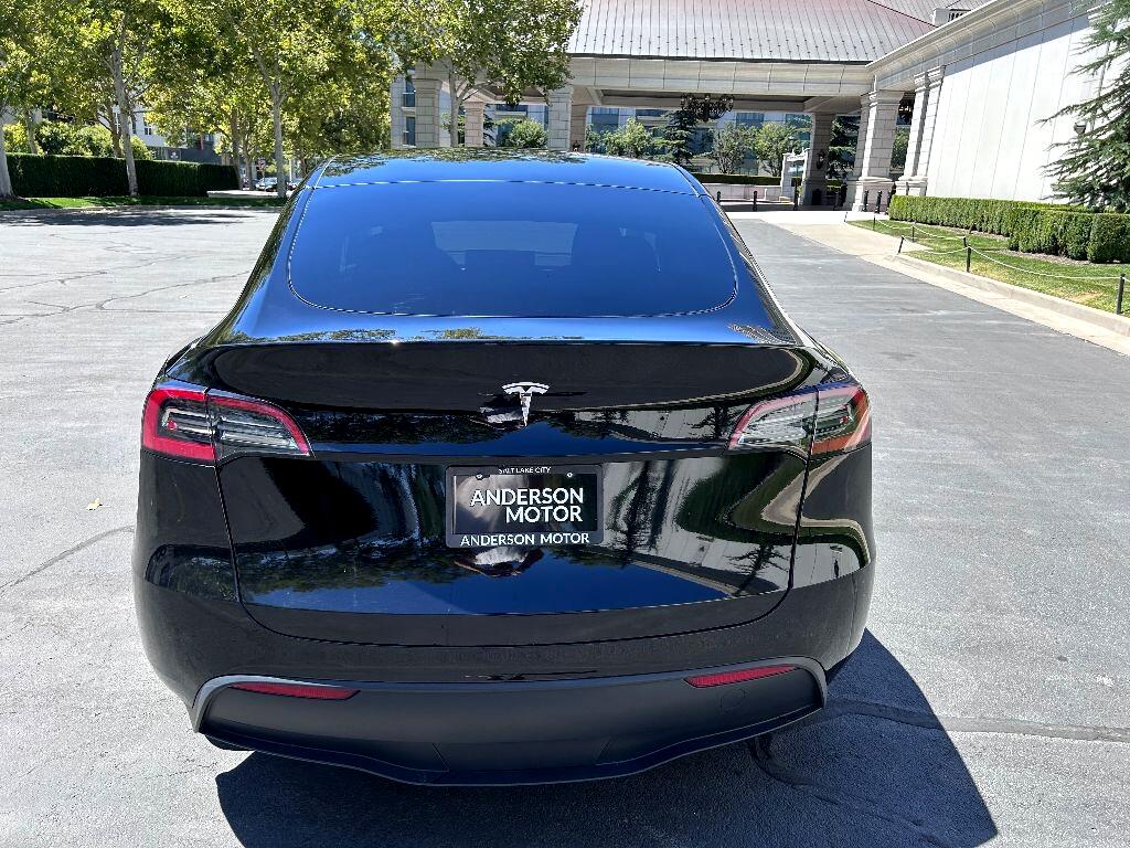 Tesla Model Y Long Range 2023