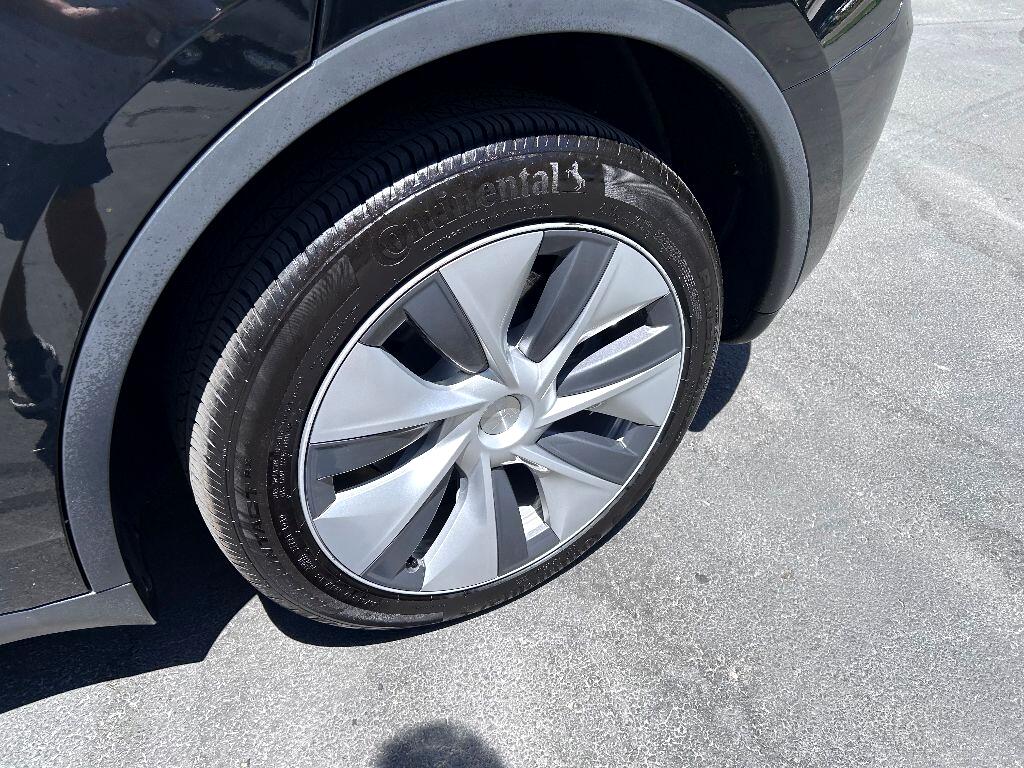 Tesla Model Y Long Range 2023