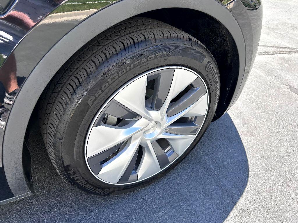 Tesla Model Y Long Range 2023