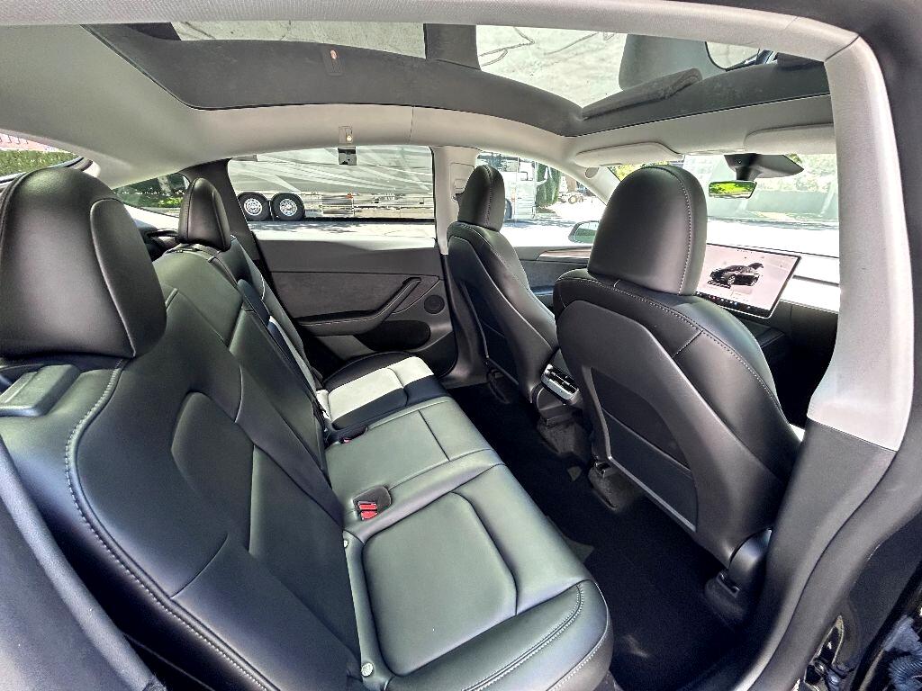 Tesla Model Y Long Range 2023