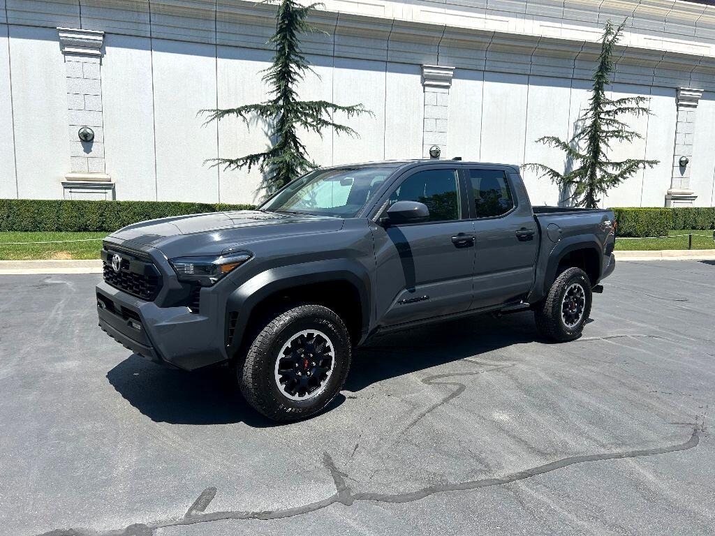 Toyota Tacoma TRD Sport Double Cab 4WD 2025