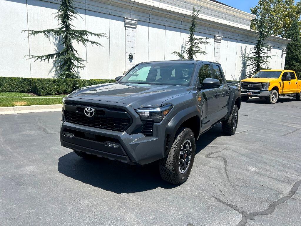 Toyota Tacoma TRD Sport Double Cab 4WD 2025