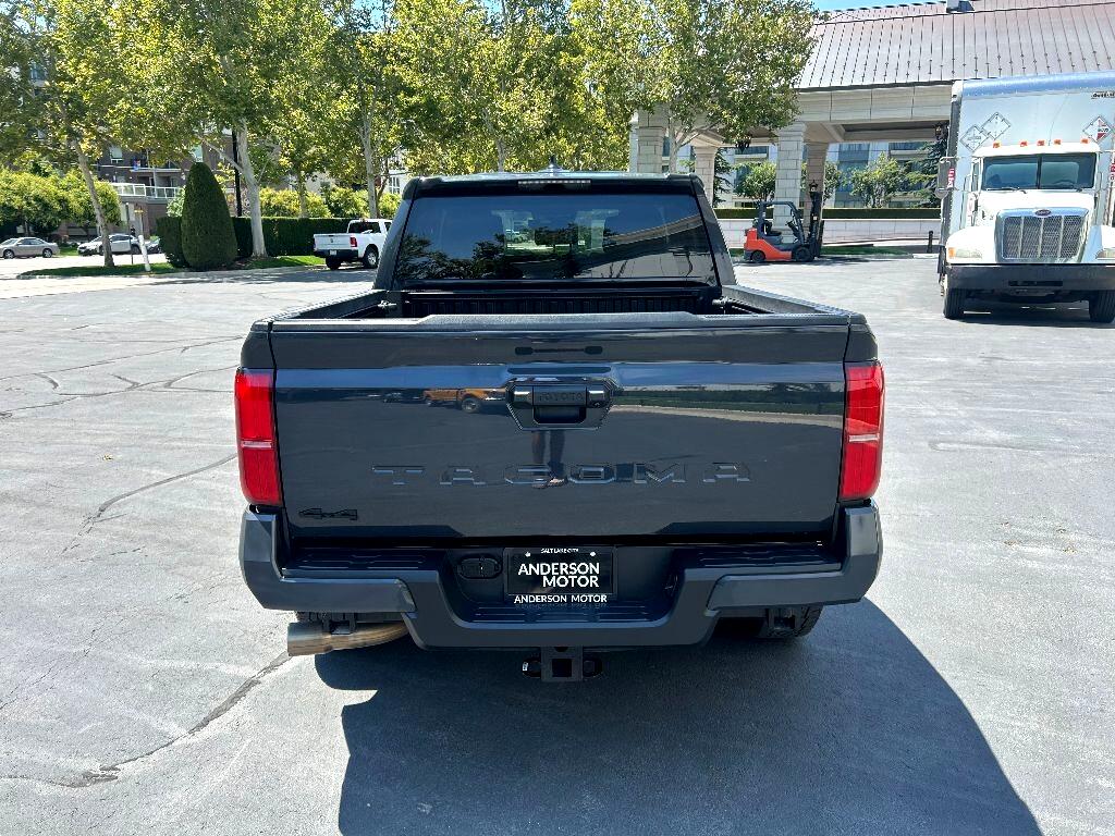 Toyota Tacoma TRD Sport Double Cab 4WD 2025