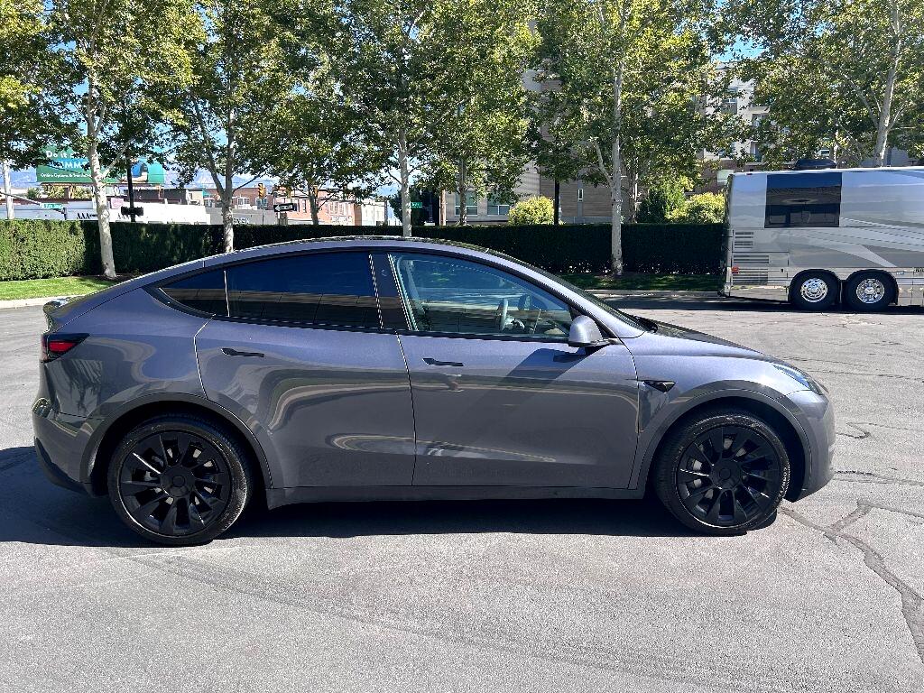 Tesla Model Y Long Range 2023