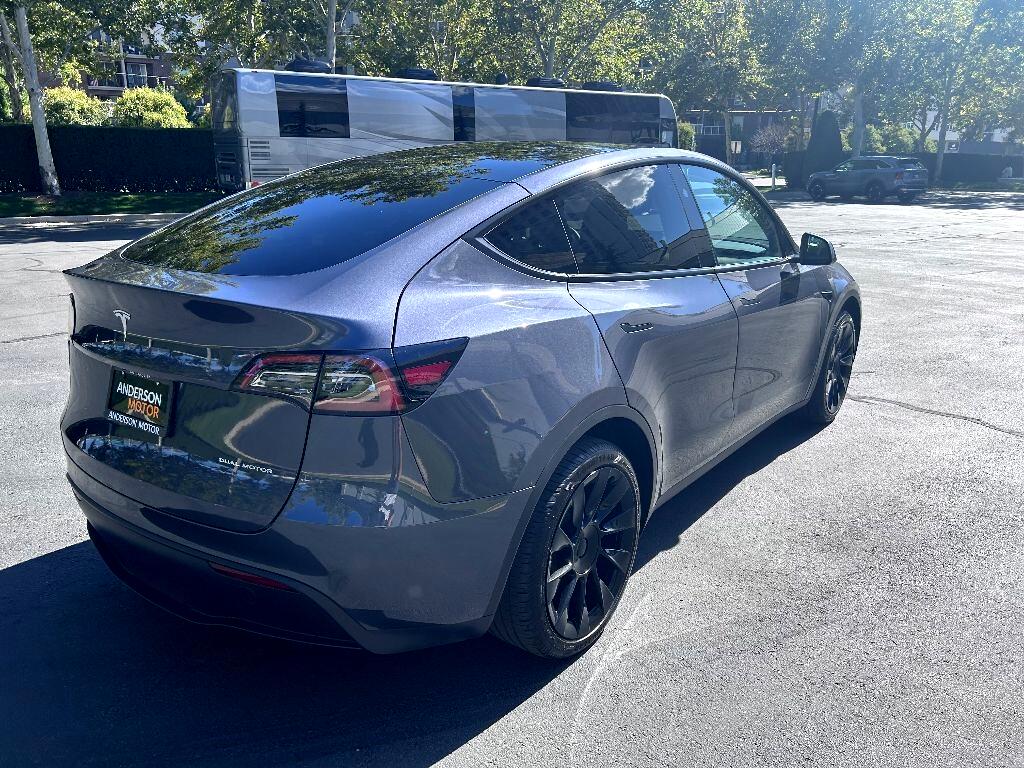 Tesla Model Y Long Range 2023