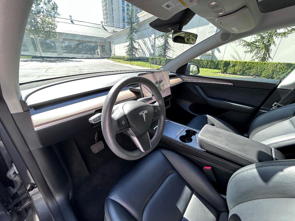 Tesla Model Y Long Range 2023