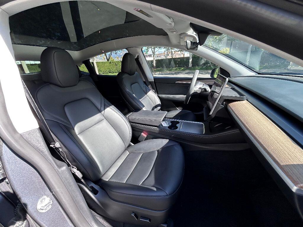 Tesla Model Y Long Range 2023