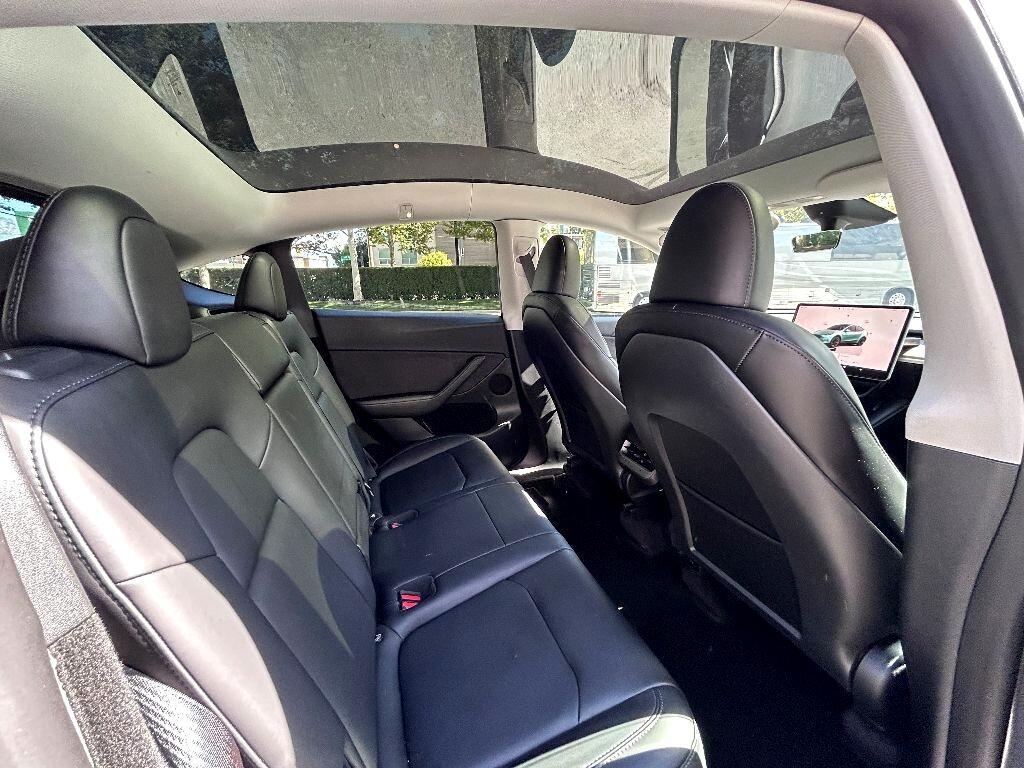 Tesla Model Y Long Range 2023