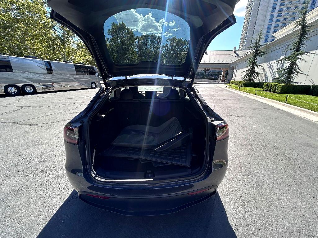 Tesla Model Y Long Range 2023