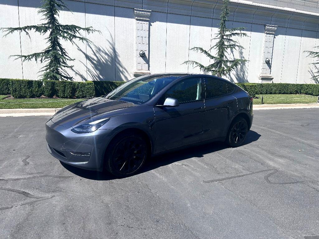 Tesla Model Y Long Range 2023