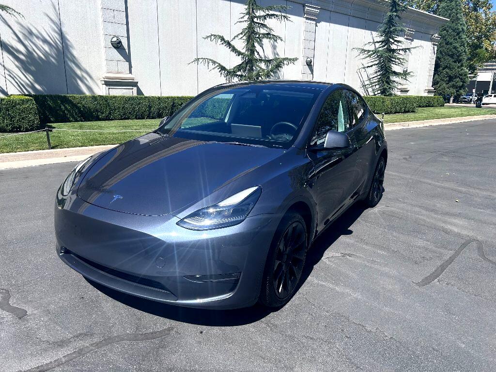 Tesla Model Y Long Range 2023