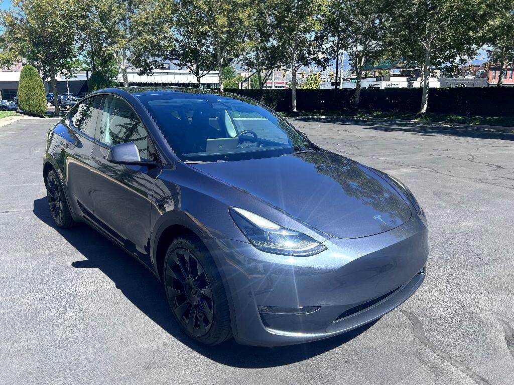 Tesla Model Y Long Range 2023