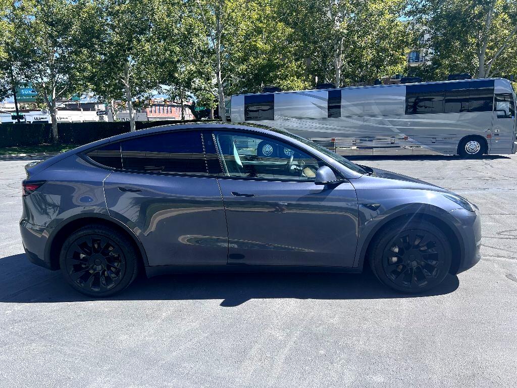 Tesla Model Y Long Range 2023