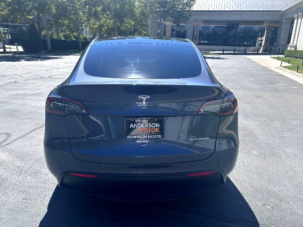 Tesla Model Y Long Range 2023