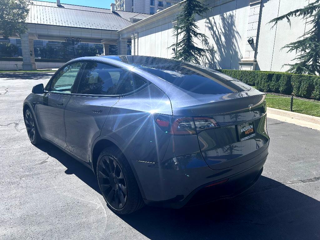 Tesla Model Y Long Range 2023