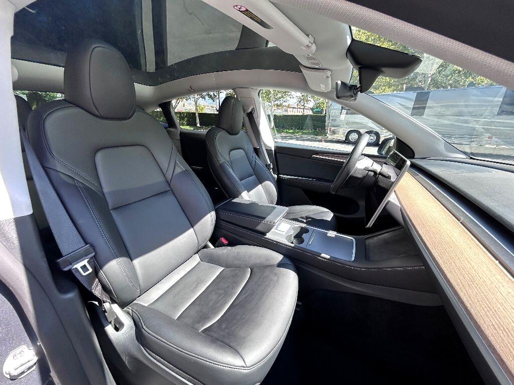 Tesla Model Y Long Range 2023