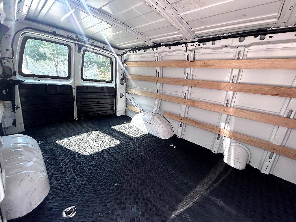 Chevrolet Express 2500 Cargo 2023