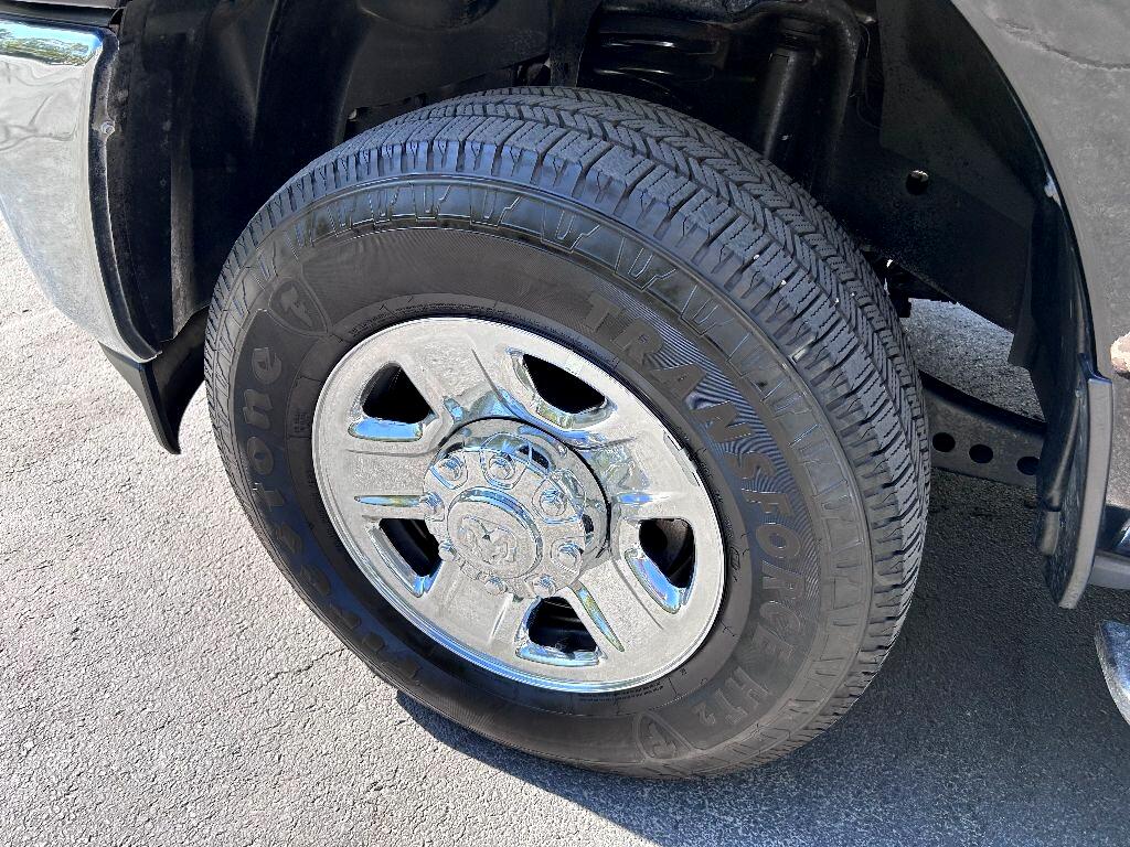 RAM 2500 Tradesman Crew Cab SWB 4WD 2024