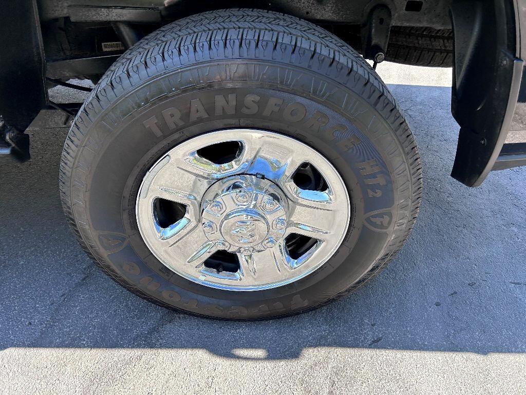 RAM 2500 Tradesman Crew Cab SWB 4WD 2024