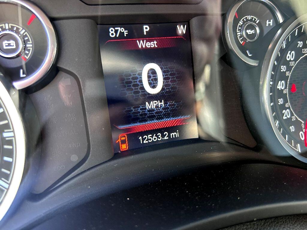 RAM 2500 Tradesman Crew Cab SWB 4WD 2024