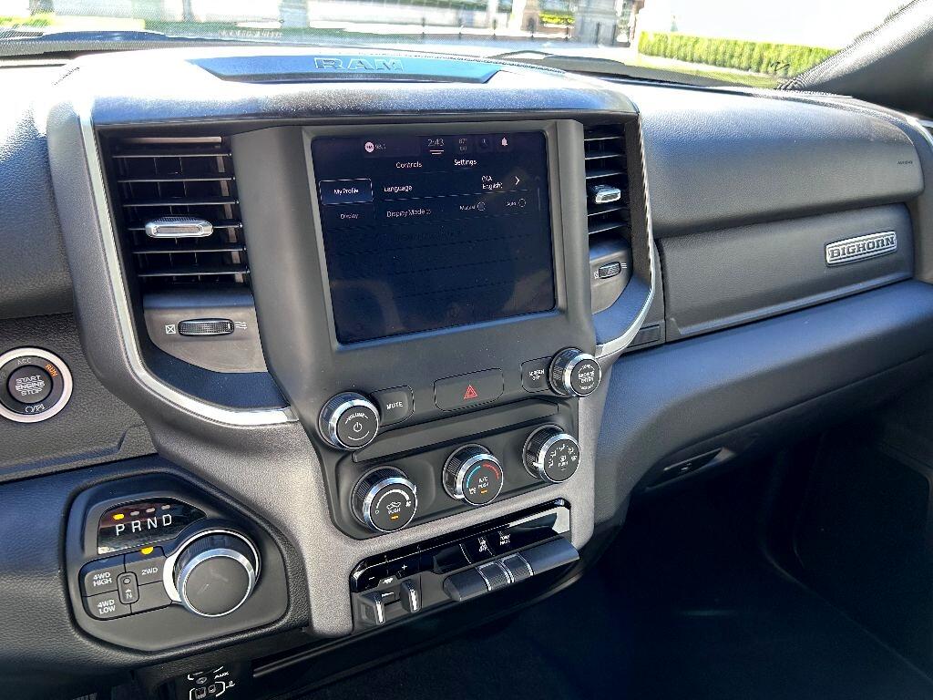 RAM 2500 Tradesman Crew Cab SWB 4WD 2024