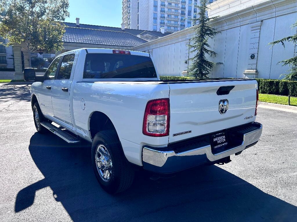RAM 2500 Tradesman Crew Cab SWB 4WD 2024