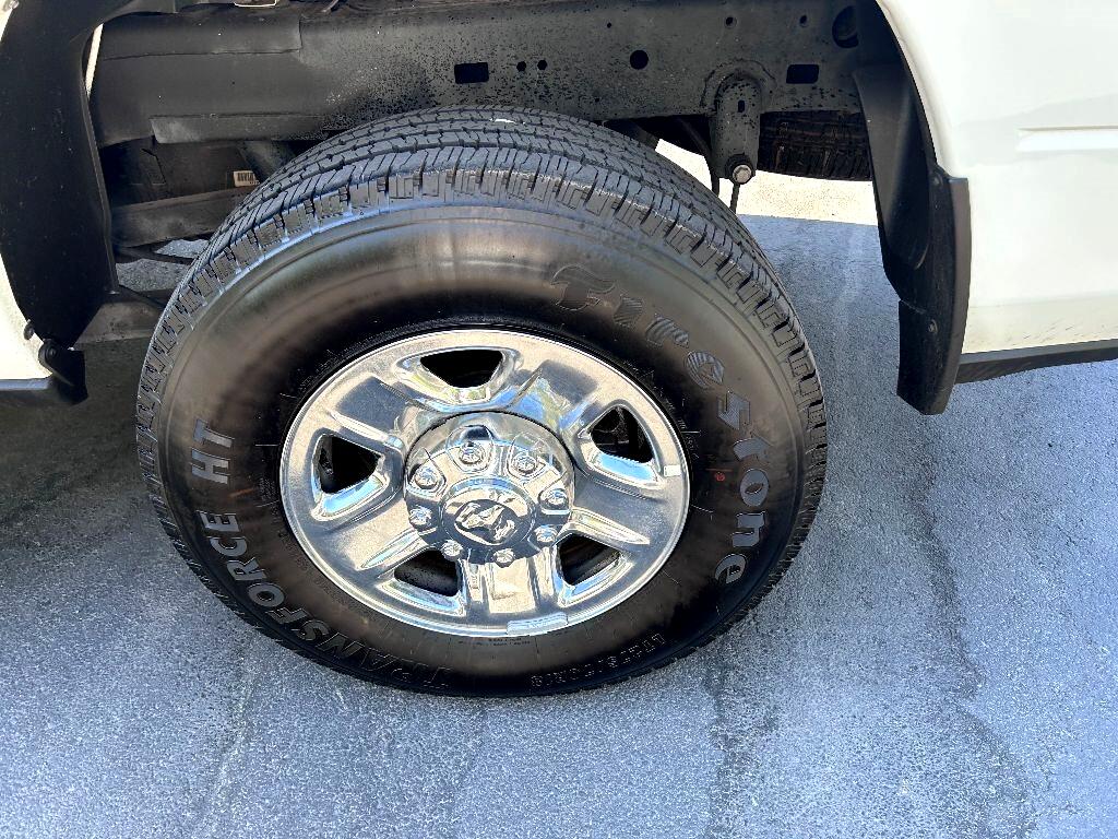 RAM 2500 Tradesman Crew Cab SWB 4WD 2024