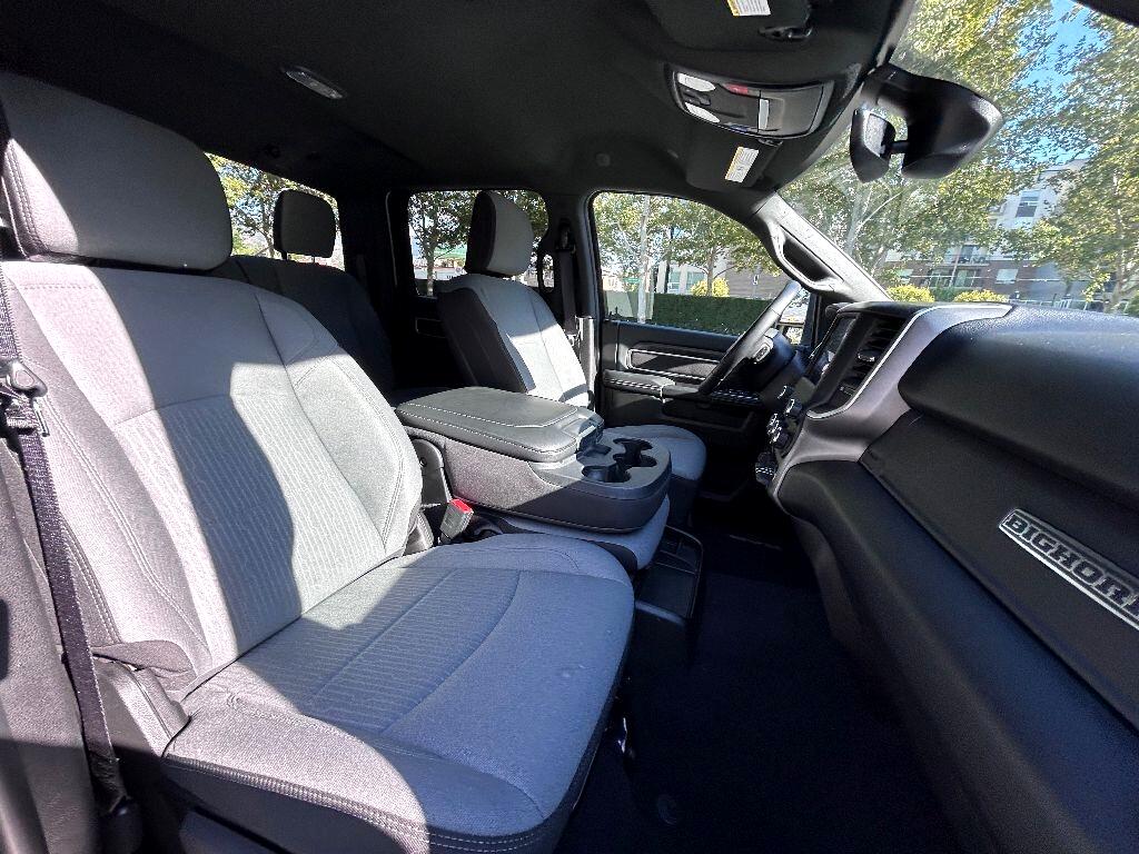 RAM 2500 Tradesman Crew Cab SWB 4WD 2024