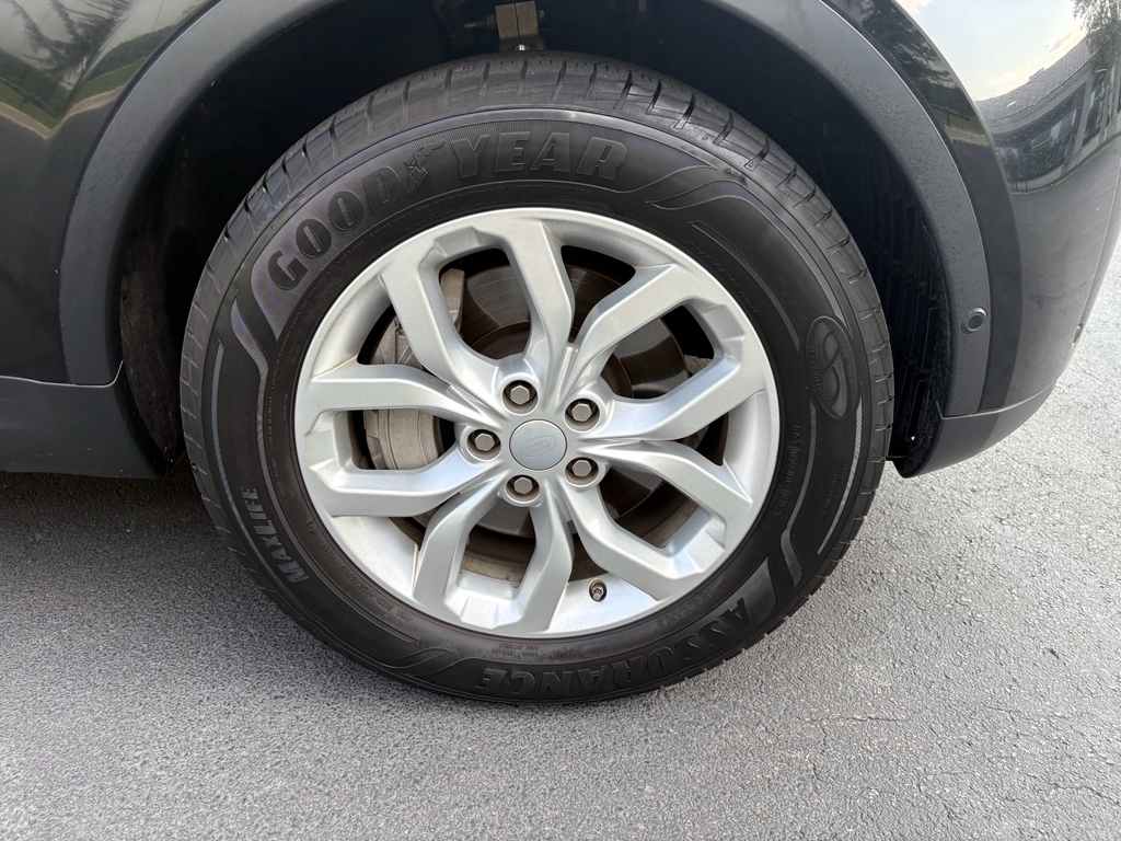 Land Rover Discovery SE 2020