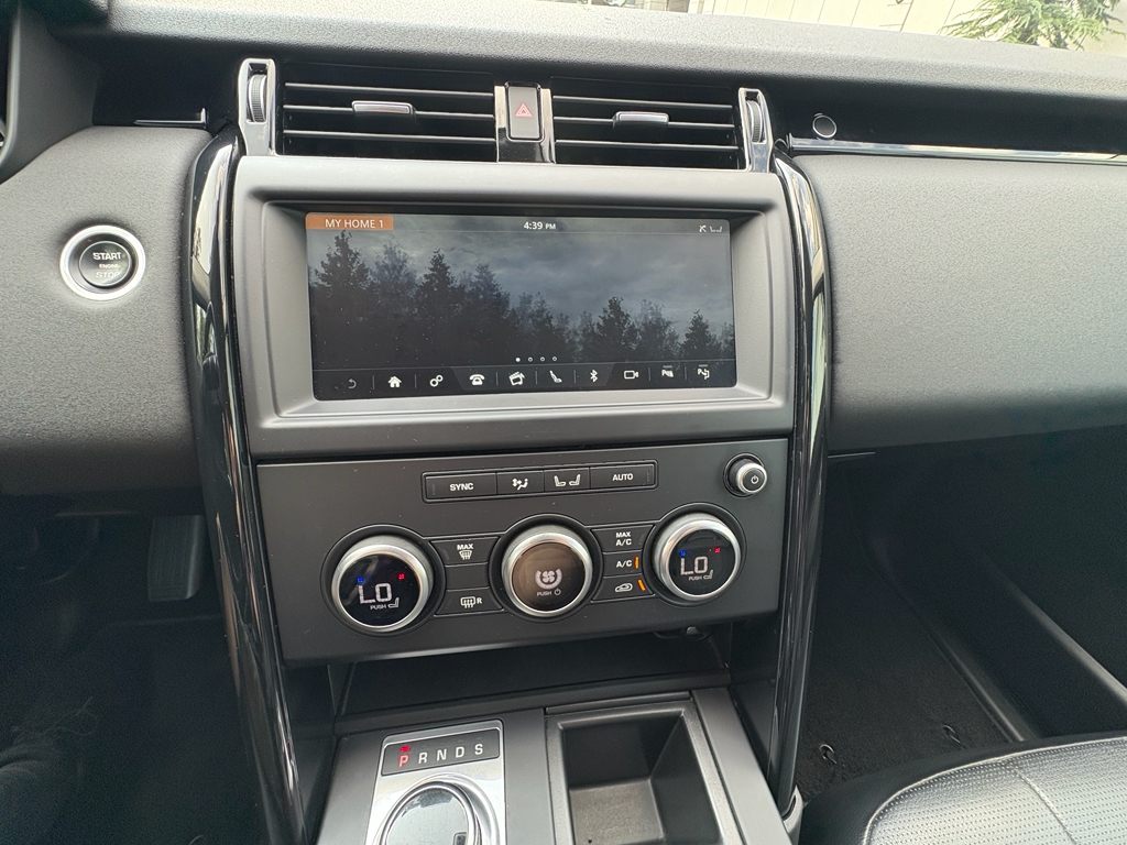 Land Rover Discovery SE 2020