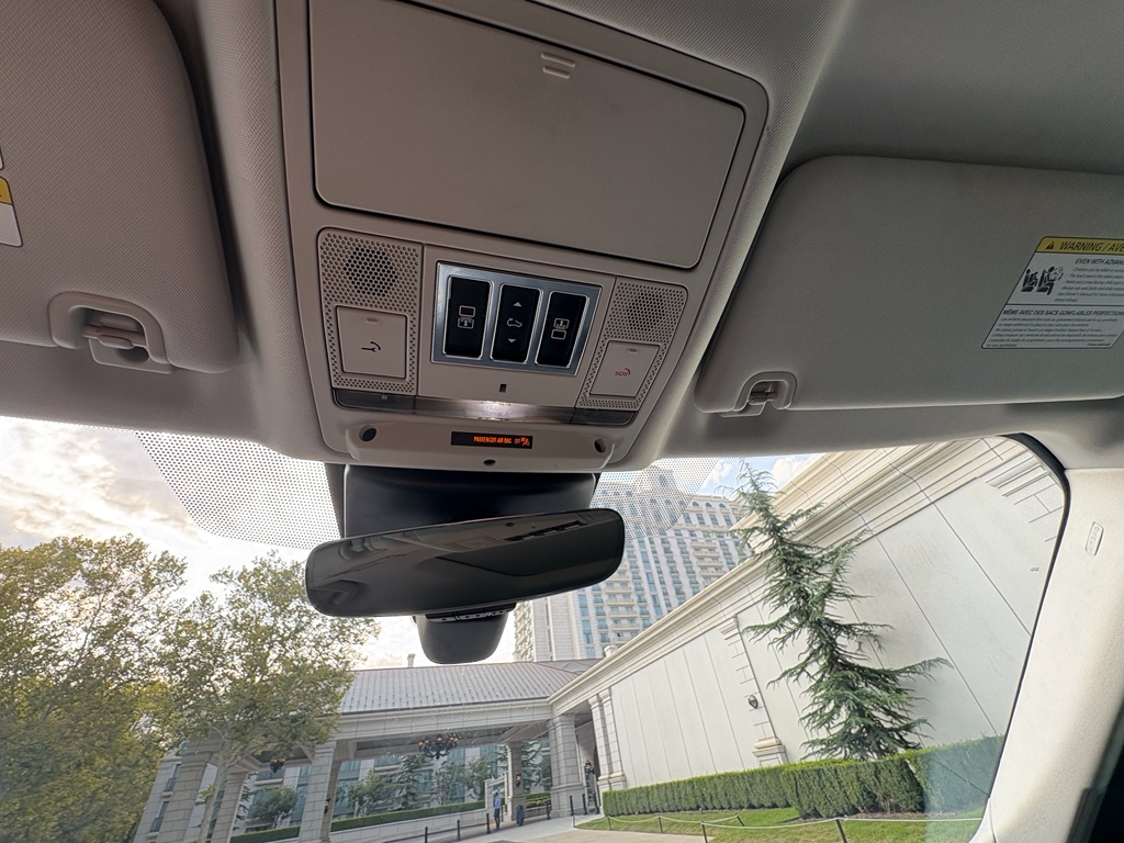 Land Rover Discovery SE 2020